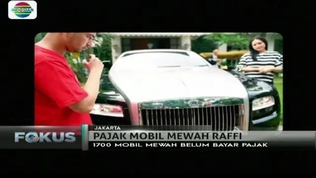 Petugas BPRD sidak rumah Raffi Ahmad untuk mengecek pajak kendaraan presenter dan pemain film tersebut.
