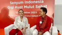Raisa dan Hamish Daud cerita soal cara mereka mengajari buah hati, Zalina, dalam menjaga kesehatan gigi. (Foto: Diviya Agatha/Liputan6.com)