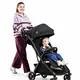 Stroller travel premium berstandar IATA yang praktis dibawa ke kabin pesawat, mendukung mobilitas keluarga modern dalam setiap perjalanan.