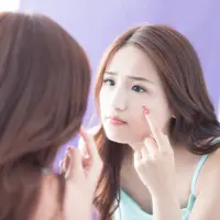 ilustrasi produk skincare untuk comedonal acne/aslysun/shutterstock