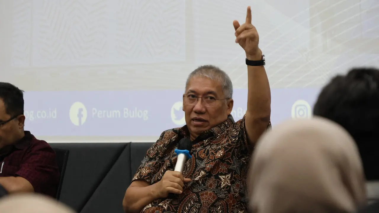 Direktur Utama Perum BULOG Bayu Krisnamurthi
