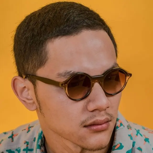 Kacamata Bridges Eyewear