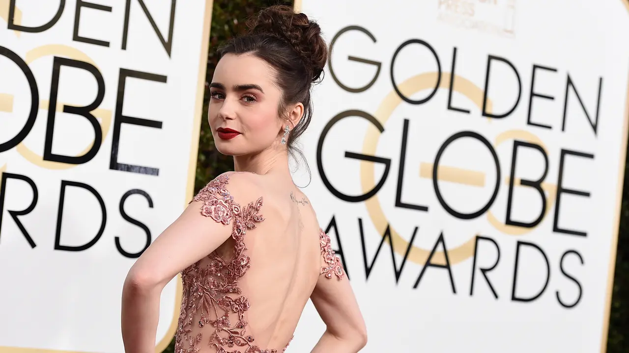 20170108-Lily Collins di Golden Globe-California