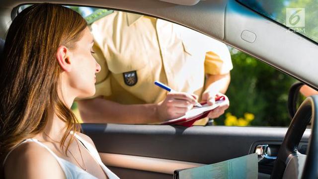 5 Alasan Melarang Anak di Bawah Umur Mengemudi (iStockphoto)