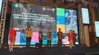 Menteri Kesehatan Terawan Agus Putranto dan Menteri Pariwisata dan Ekonomi Kreatif Republik Indonesia Wishnutama Kusubandio di acara peluncuran katalog wisata kesehatan dan skenario perjanan wisata kebugaran di Hotel Indonesia Kempinski Jakarta, Selasa, 19 November 2019. (Liputan6.com/Aditya Eka P)