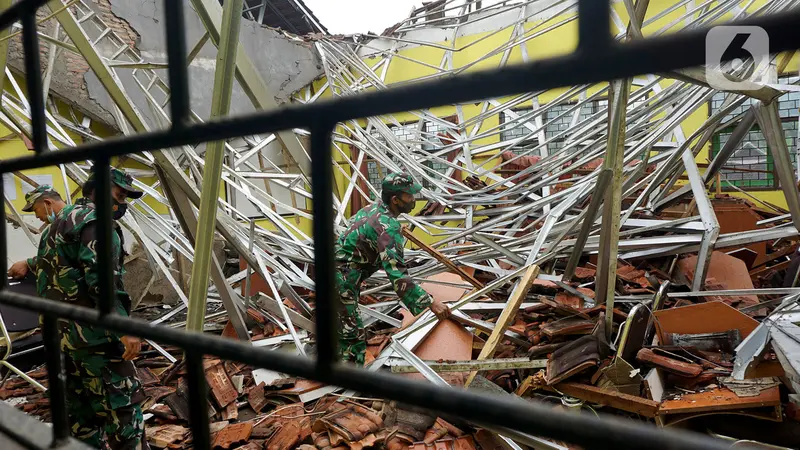 Kondisi MAN 2 Malang yang Rusak Berat Diguncang Gempa