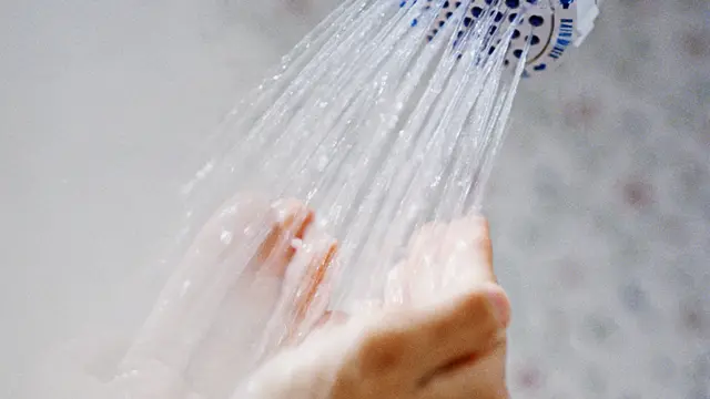 Sebagian Besar Wanita Inggris Jarang Mandi