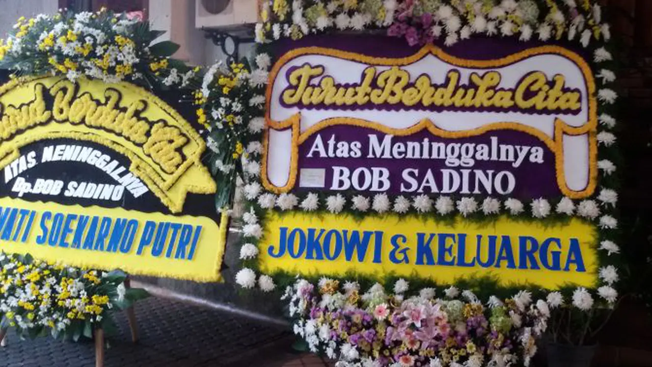 Kediaman almarhum Bob Sadino Jalan Raya Cirendeu, Lebak Bulus, Jakarta Selatan.