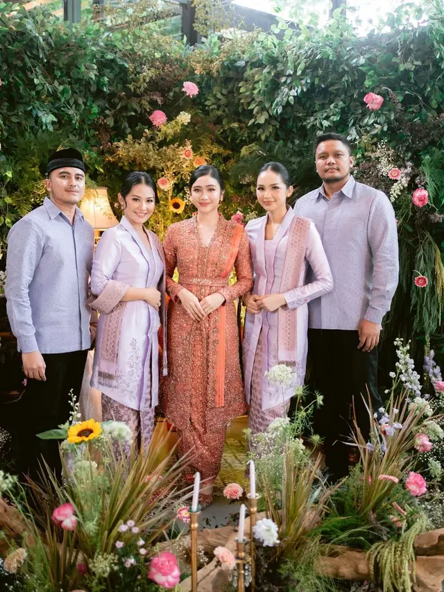 Febby Rastanty Tunangan