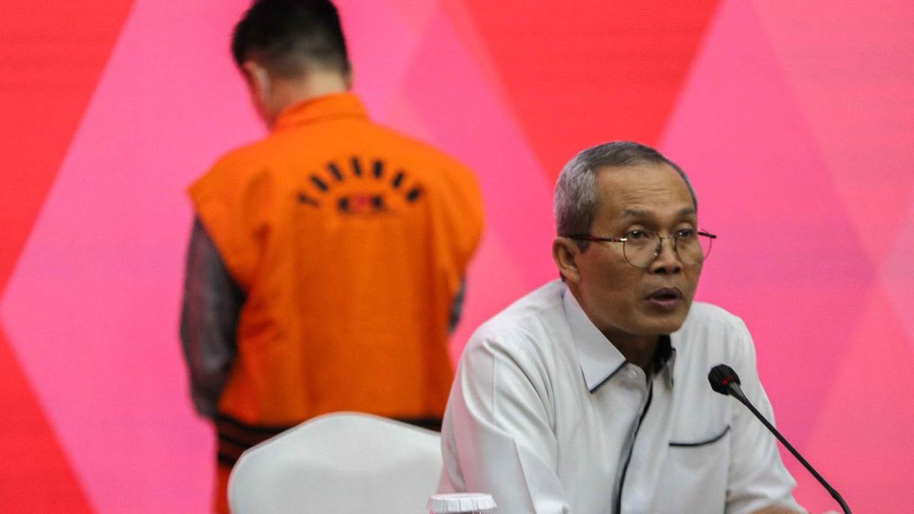 "Penahanan terhadap tersangka MG akan dilakukan selama 20 hari ke depan, mulai 31 Juli sampai 19 Agustus di Rutan KPK pada Gedung Merah Putih,"