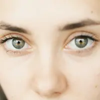 Ilustrasi Mengedipkan Mata Credit: unsplash.com/JC