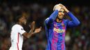 Barcelona secara tragis terdepak dari Liga Europa usai diakalahkan Eintracht Frankfut dengan skor 2-3 pada leg kedua perempatfinal yang berlangsung di stadion kebanggaan mereka, Camp Nou. (AP/Joan Monfort)