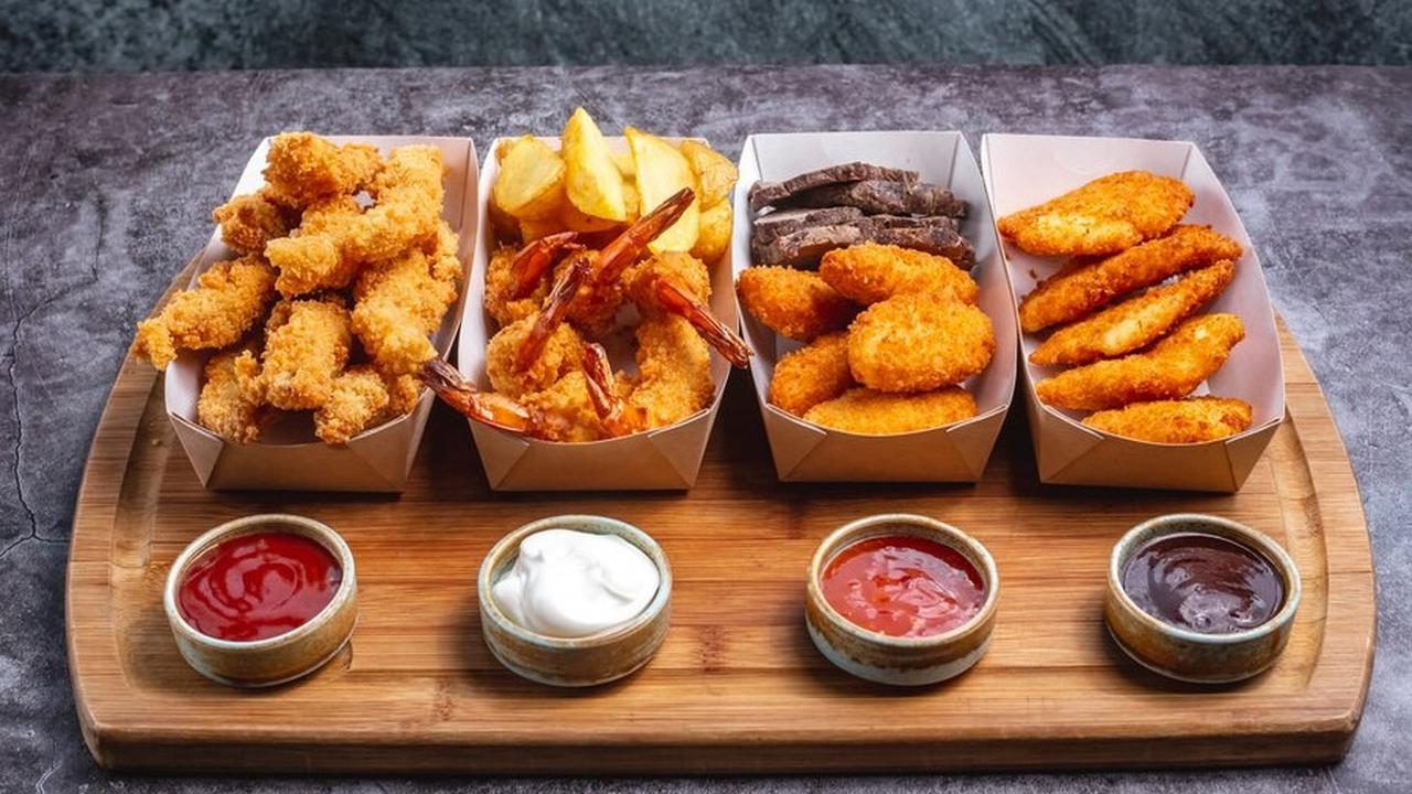 2.&nbsp;Makanan dan Minuman Penyebab Asam Lambung Naik
