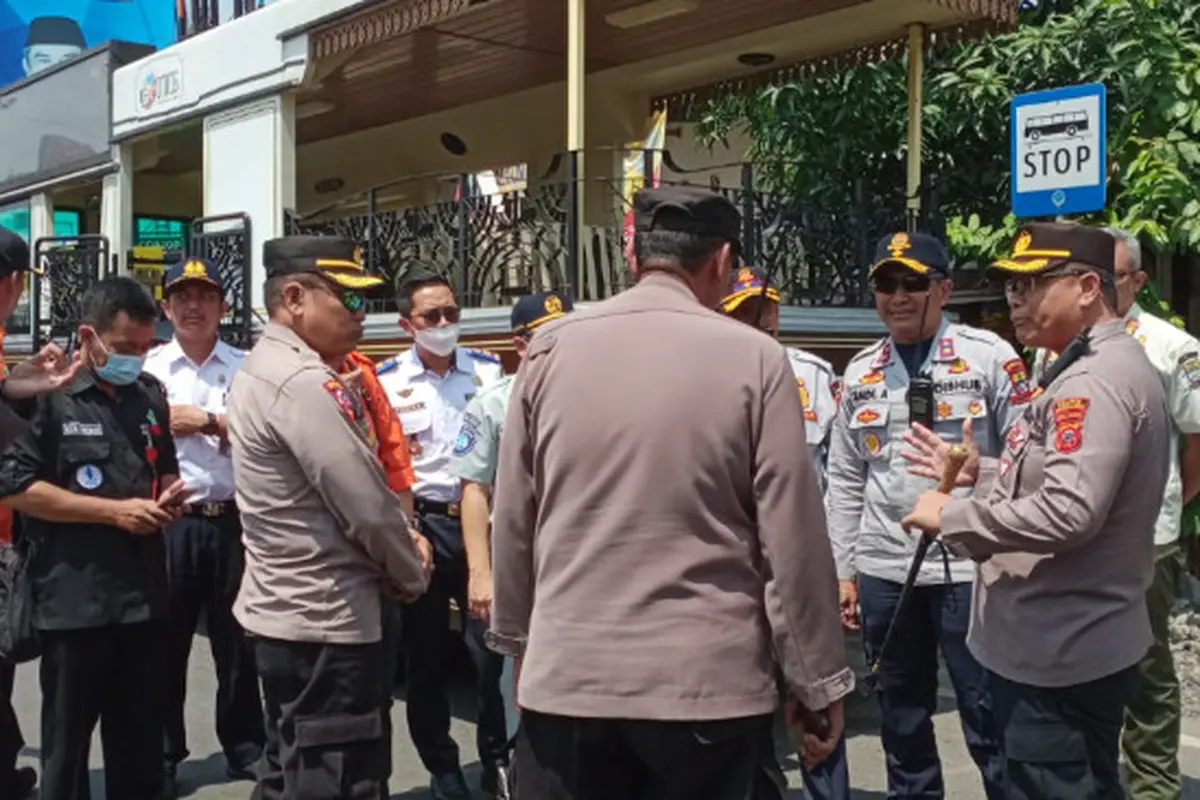Sambut Nataru, Simak Lokasi Pos Pengamanan Rekayasa Lalu Lintas di Cirebon