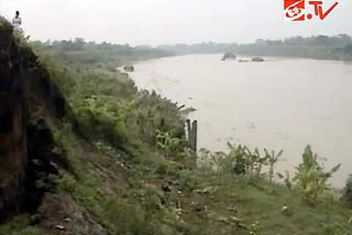 111106btanggul-jombang.jpg