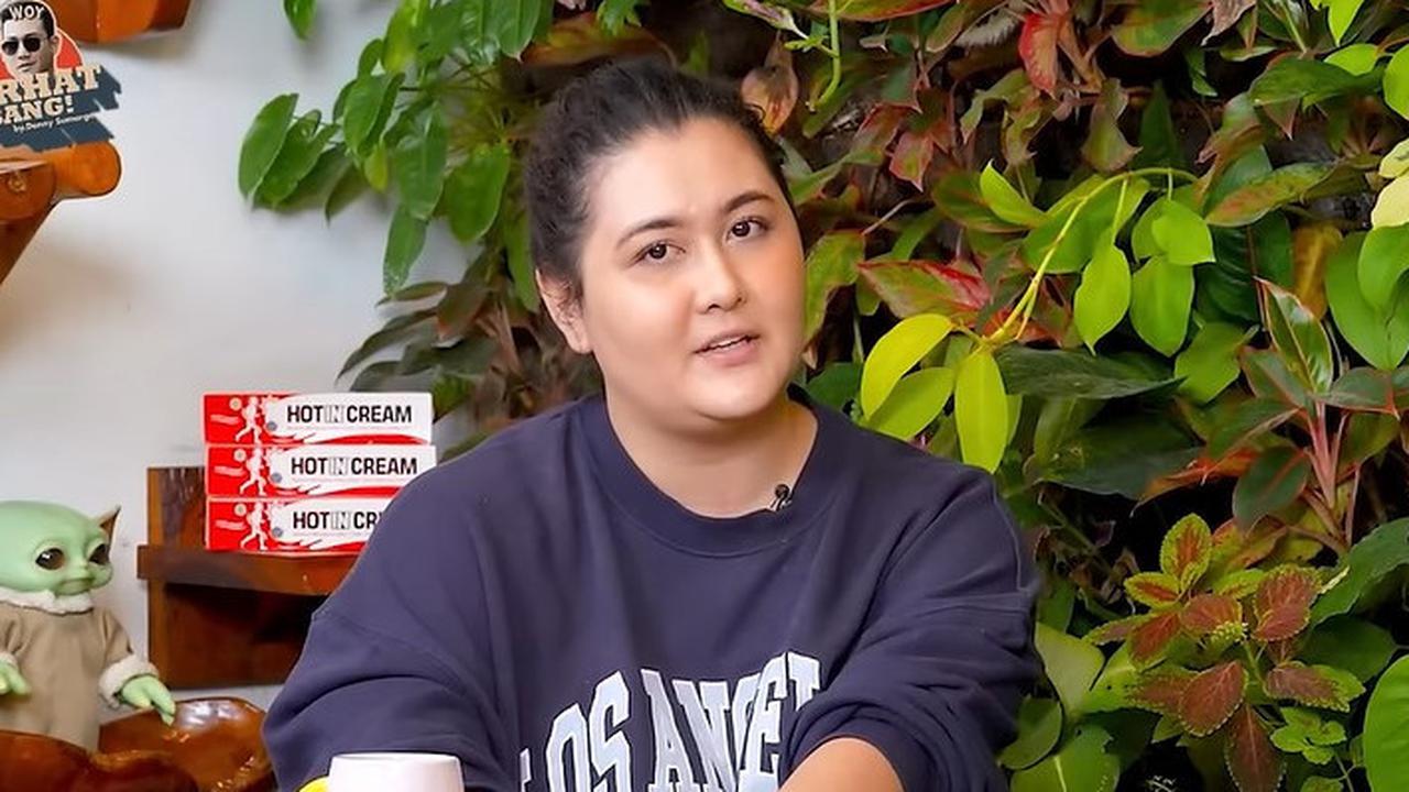 Pengakuan Mengejutkan Talitha Curtis Soal Kehidupannya, Sang Mama Pekerja Malam & Akui Tak Tahu Siapa Orangtua Kandungnya