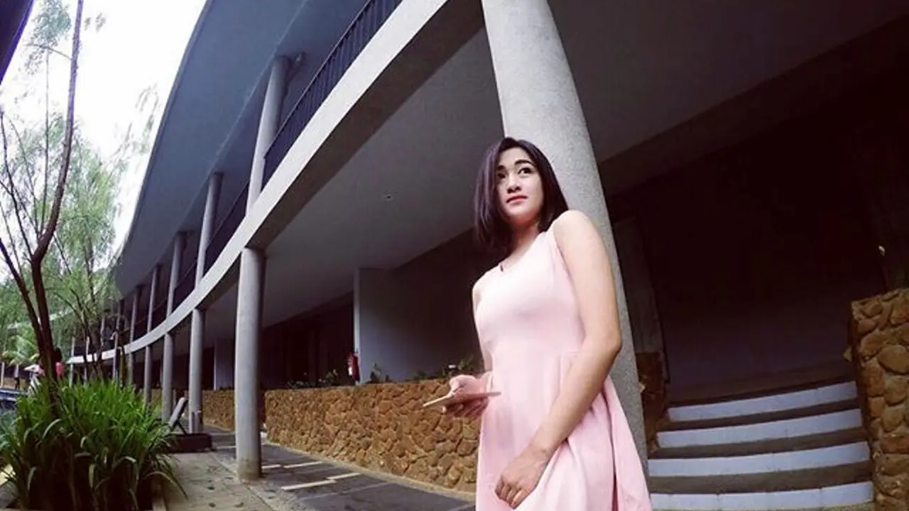 Style Bripda Muthia, Polwan Cantik yang Bikin Lelaki Kesemsem