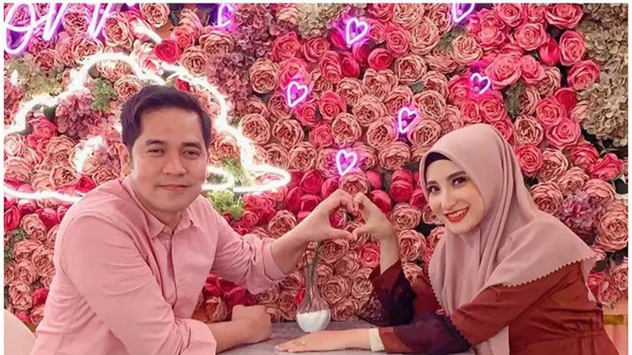 6 Potret Ricky Perdana dan Istri, Ungkap Kondisi Anak Usai Jatuh dari Lantai 2