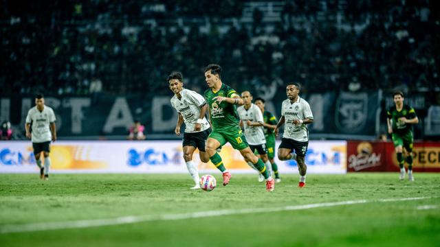 Persebaya Surabaya vs PSS Sleman