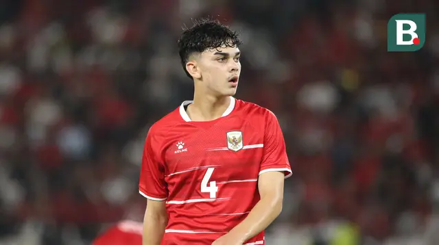 Mathew Baker mendapatkan debut bersama Timnas Indonesia saat menghadapi Oman dalam laga FIFA Matchday Juni 2026 di Stadion Utama Gelora Bung Karno (SUGBK) Senayan, Jakarta, Jumat (5/6/2026). (Bola.com/Abdul Aziz)