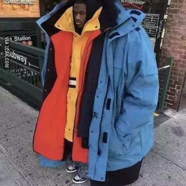 6 Cara Nyeleneh Orang Menghangatkan Diri Ini Bikin Tepuk Jidat