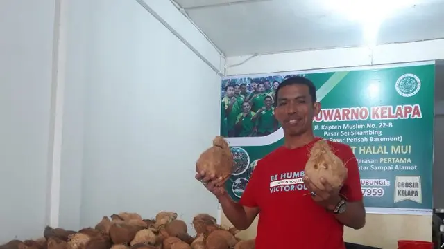 29 Tahun Berdagang Kelapa, Suwarno kini Dipercaya Bobby Nasution jadi Dirut PD Pasar