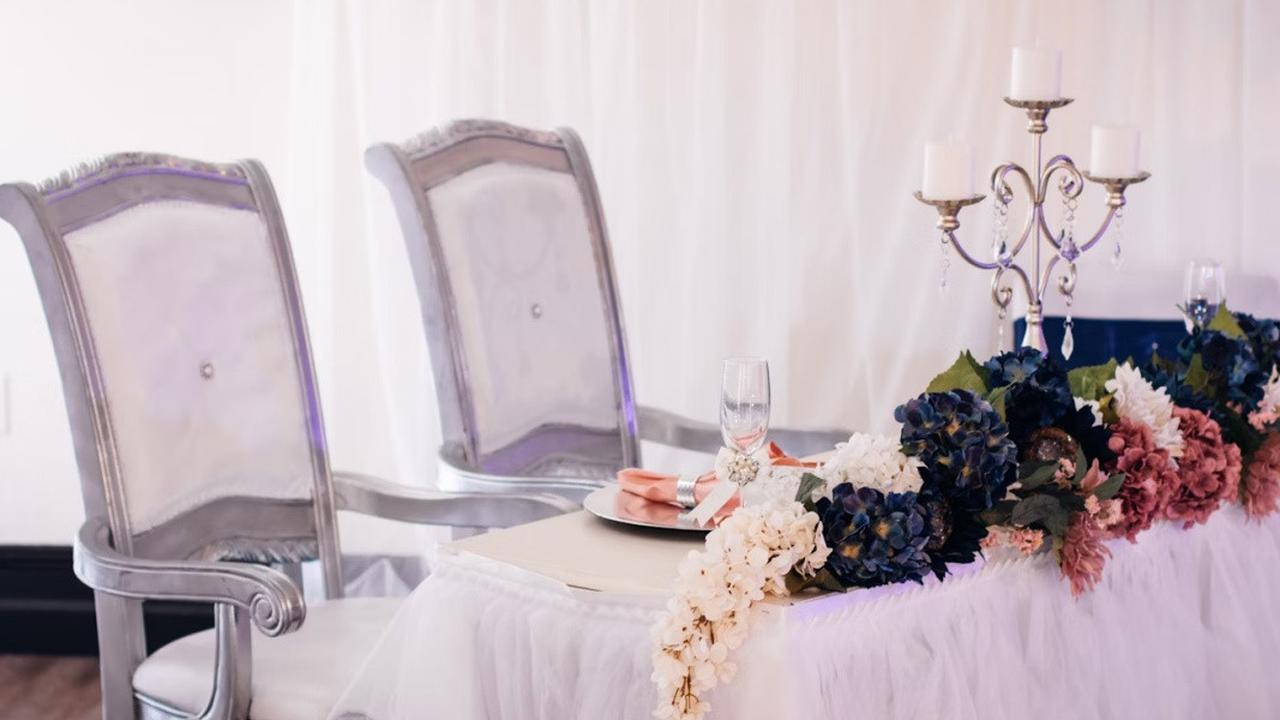 5 Model Dekorasi Kursi Pengantin untuk Percantik Acara, Cantik dan Elegan