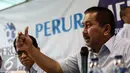 Dirut Peruri, Prasetyo bersama jajarannya saat memberikan keterangan saat Peruri media visit 2017 di kantor Perum Peruri, Karawang, Jawa Barat, Rabu (18/1). (Liputan6.com/Faizal Fanani)