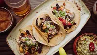 Camilan Serupa Taco di GrabFood Sebagai Alternatif Kalau Stok Terbatas