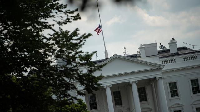 Dua Penembakan Massal di AS