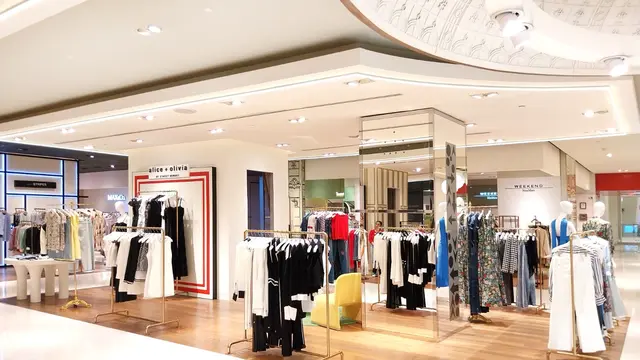 Brand Fashion Favorit Meghan Markle hingga Beyonce Buka Gerai Pertamanya di Jakarta