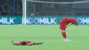 Pemain Persija Jakarta tampak kecewa, Kemenangan yang sudah di depan mata sirna. (Bola.com/M Iqbal Ichsan)