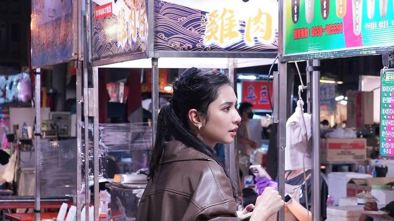 8 Fakta Mikha Tambayong yang Belum Banyak Diketahui, Nama Mendiang Ibunya Sama Seperti Nama Suami