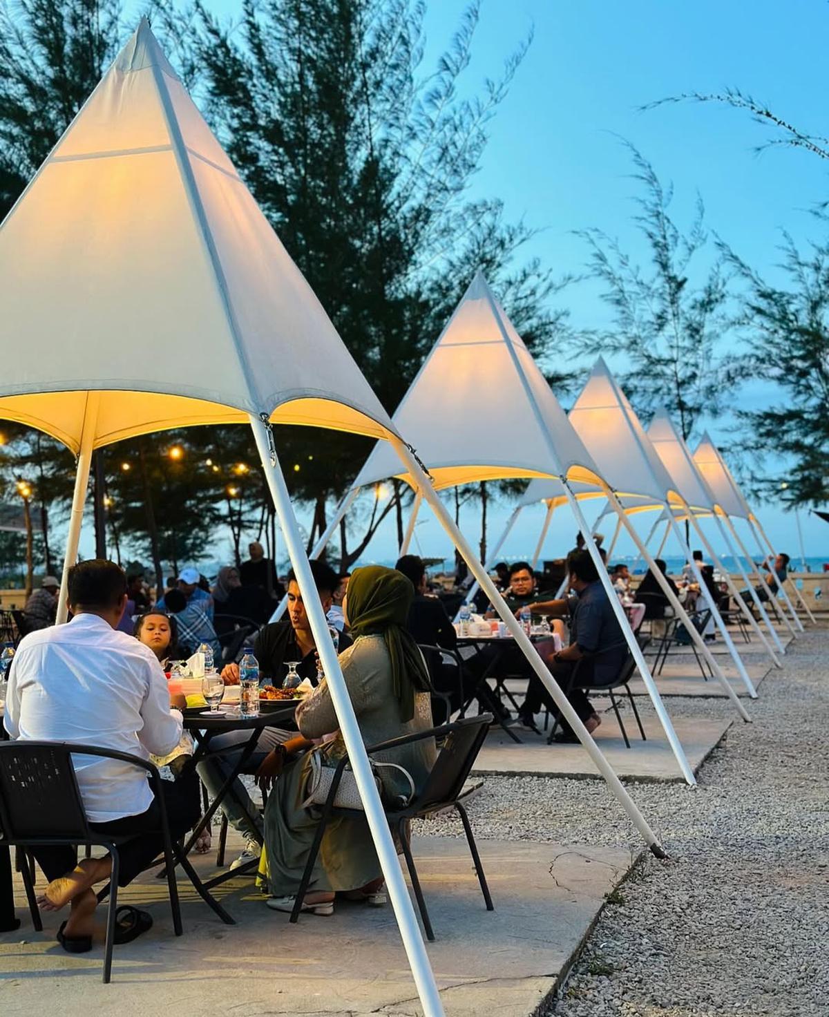 Next Level Coffee & Beachfront Bar