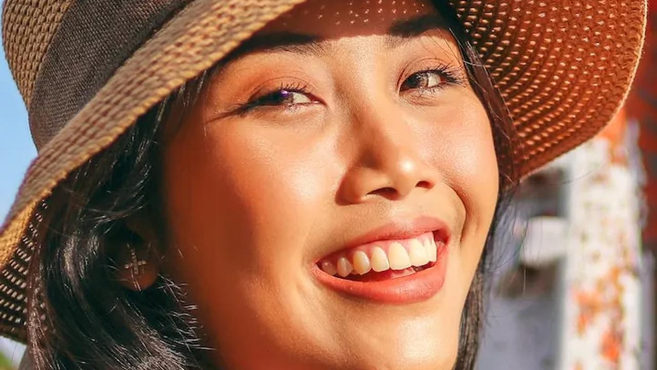 6 Cara Menghilangkan Karang Gigi Secara Alami, Lengkap Disertai Tips Merawat Kesehatan Gigi