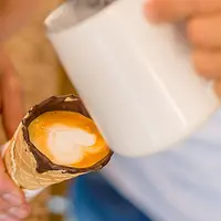 Kopi berwadahkan cone kini sudah mulai marak berkeliaran di Instagram.