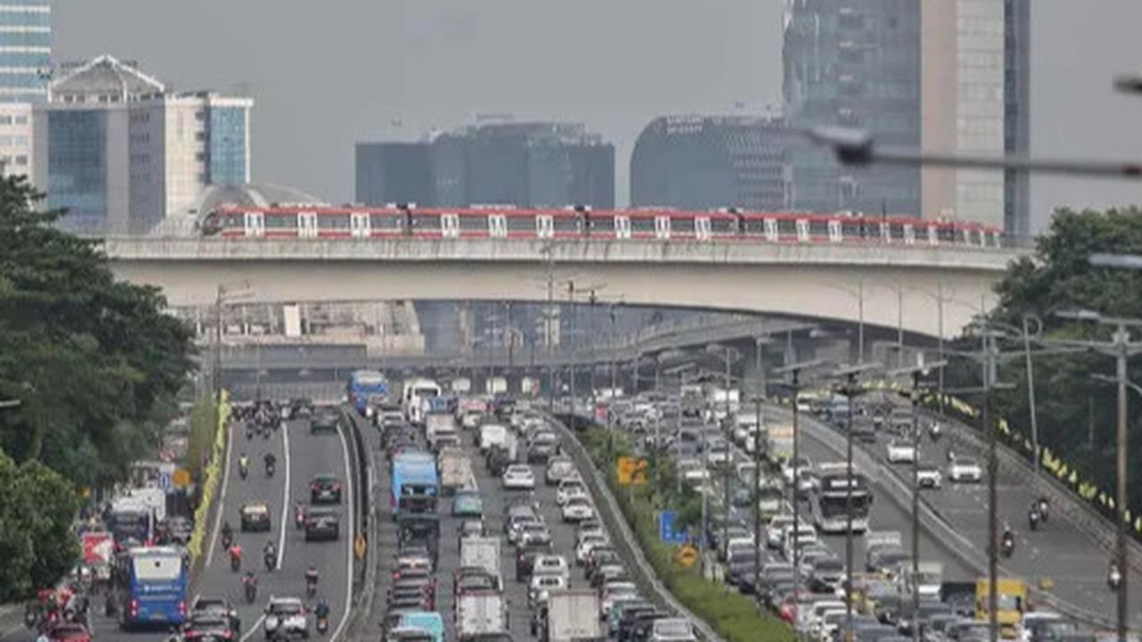 Kualitas Udara Jakarta jadi yang Terburuk Ke-5 Dunia Pagi Ini