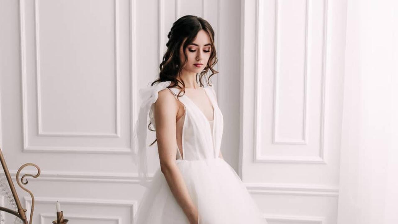 6 Potret Cantik Menawan Vika Kolesnaya Pacar Baru Billy Saputra Jalani Pemotretan Pakai Gaun Pengantin Mewah