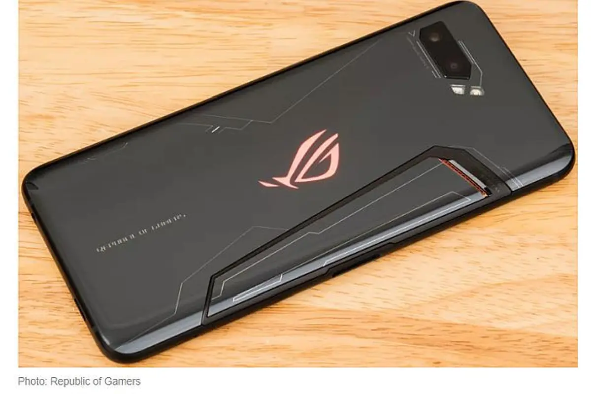 ROG Phone II (Republic of Gamers via The Verge)