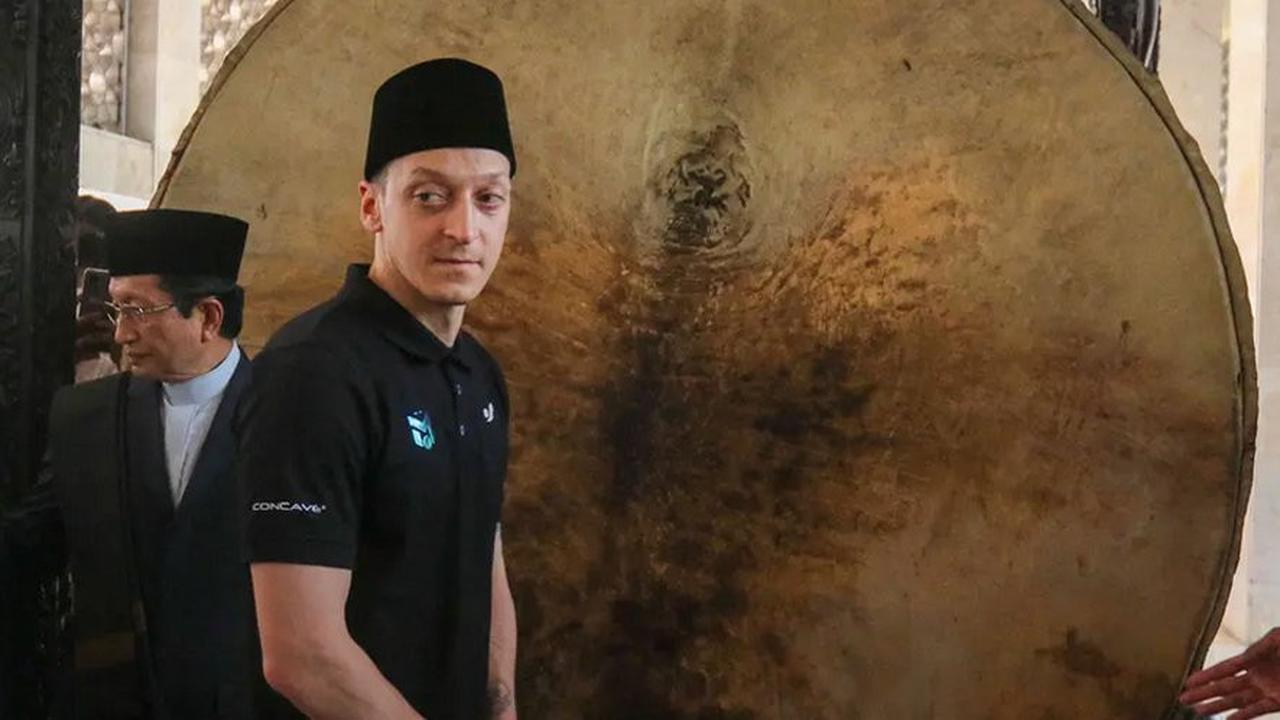 Kabar Terbaru Mesut Ozil, Terjun Jadi Politikus Berkat Kedekatan dengan Presiden Turki Erdogan
