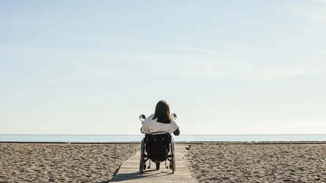 Kecacatan berpikir ini bukanlah sebuah istilah yang dipakai untuk merendahkan sahabat dari komunitas disabilitas intelektual. Ini merujuk pada cara berpikir yang salah. Foto: freepik.