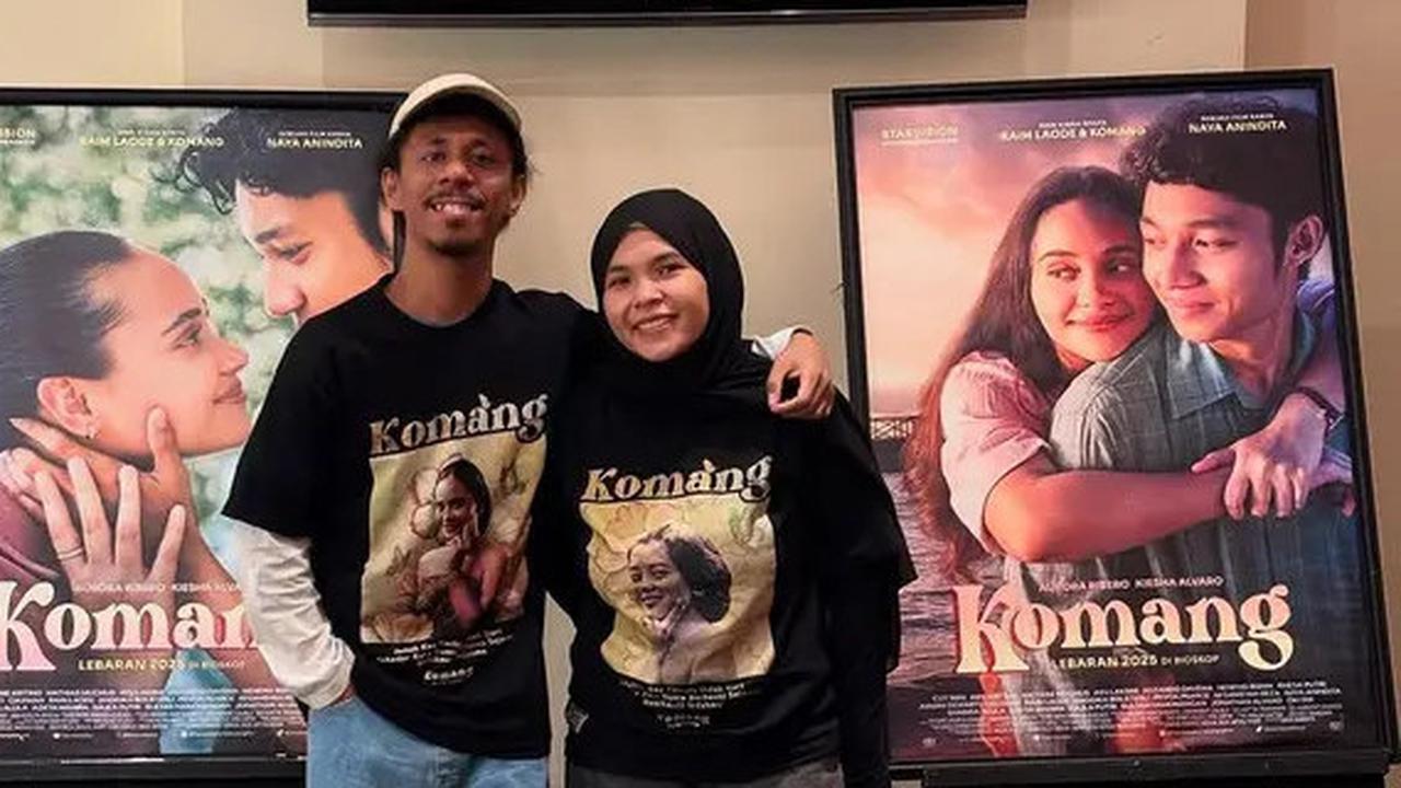 6 Potret Raim Laode dan Sang Istri yang Kisah Cintanya Dijadikan Film Komang, Sudah Ditonton 2 Juta Orang