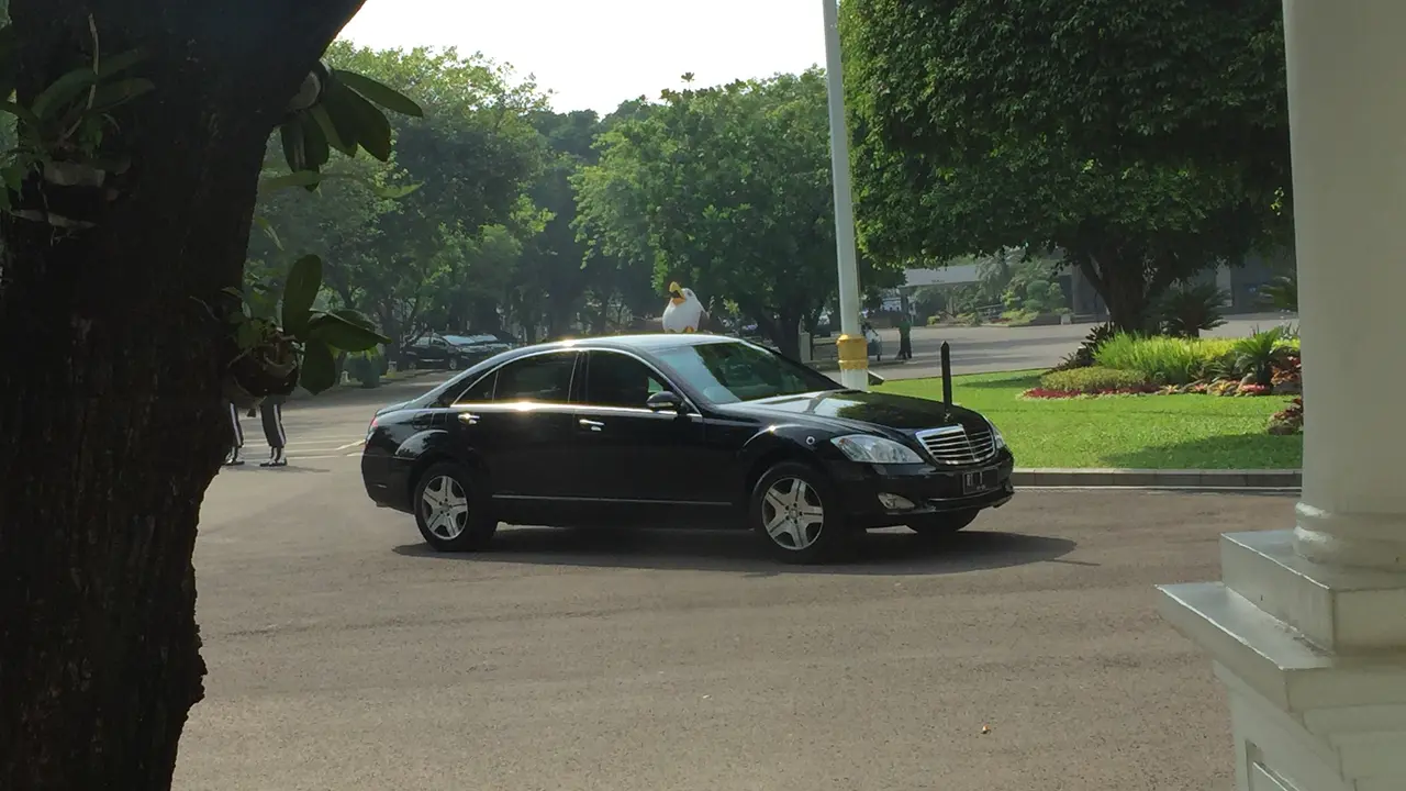 Mobil Presiden Jokowi Saat Memasuki Istana Negara, Jakarta, Kamis (25/5/2019). (Foto: Merdeka.com)