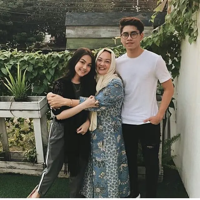 6 Potret Kebersamaan Athalla Naufal dan Ibunda Aisyah Aqilah, Sudah Akrab