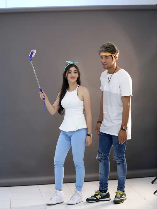 Bagi Ammar Zoni dan Ranty Maria, keduanya berharap hubungannya berjalan mulus hingga kemudian hari. Keduanya juga sedang belajar menerima kekurangan dan kelebihan masing-masing. (Nurwahyunan/Bintang.com)