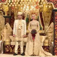 Panji Trihatmodjo dan Varsha Stauss