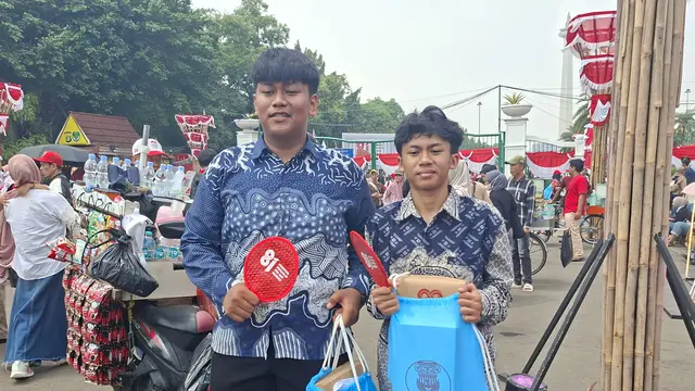 Antre Sejak Subuh, Warga Ungkap Isi Goodie Bag dari Prabowo di Upacara HUT RI