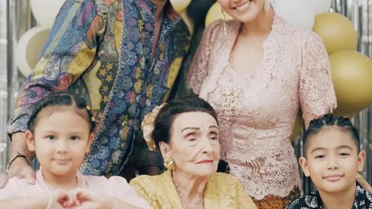 6 Potret Kenangan Sharena Delon dan Nenek Tercinta, Meninggal di Usia 101 Tahun