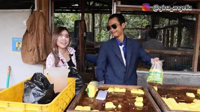 Potret salah satu pegawai di PT. Tahu Enjoy