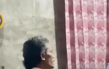 Romantis Bikin Baper, Pria Tua Ini Temani Sang Istri Memasak Sambil Memetik Getir Bawakan Lagu 'Antara Benci Dan Rindu